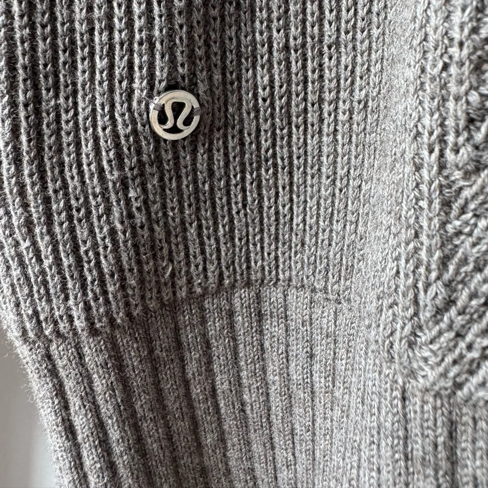 Lululemon Cozy Calling Turtleneck Knit Sweater Heathered Taupe Gray Pima Cotton